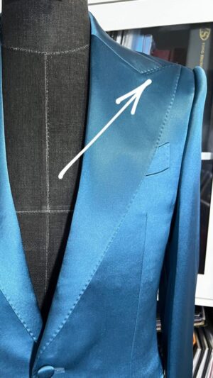 David Zala-Details -Angular Lapel (Peak)